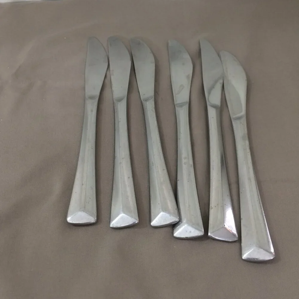 Reed & Barton 6 Dinner Knives Rebacraft Crest Korea Stainless Steel 7 ½”